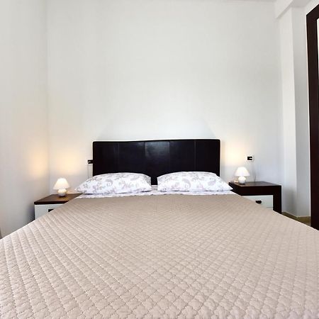 Apartman Melita Porec Exterior photo